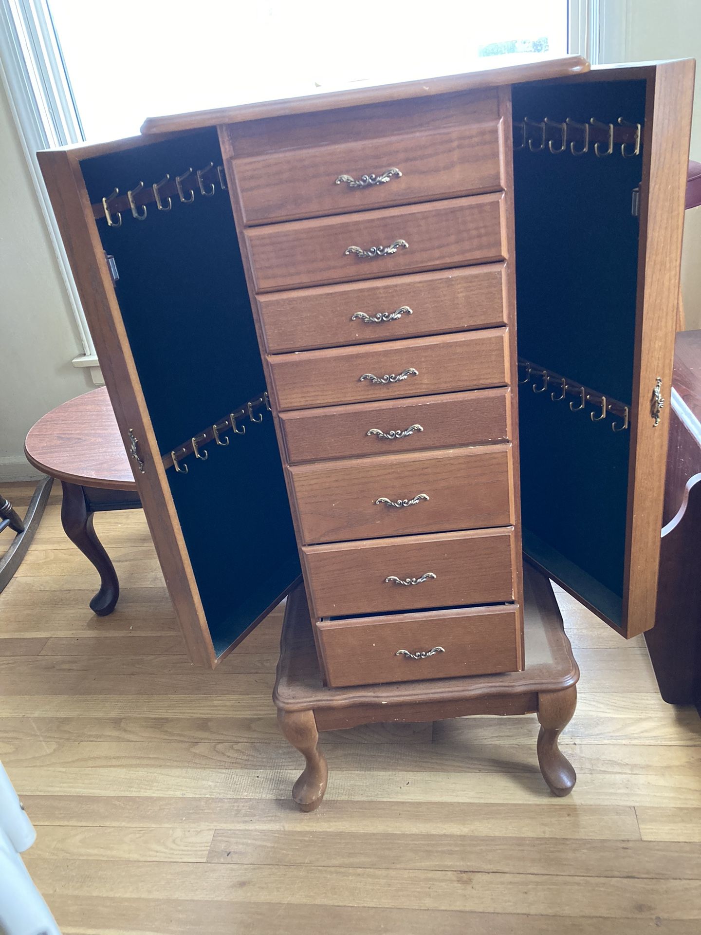 Make-an-Offer Estate Sale