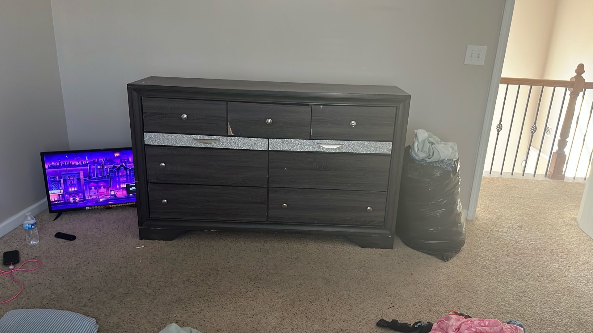 Dresser W/mirror And Nightstand FREE!!! Must Be Gone Before 4pm 