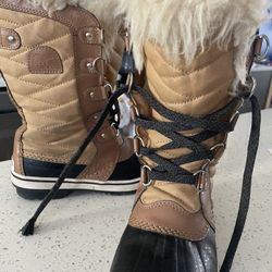 Sorel Girl Boots