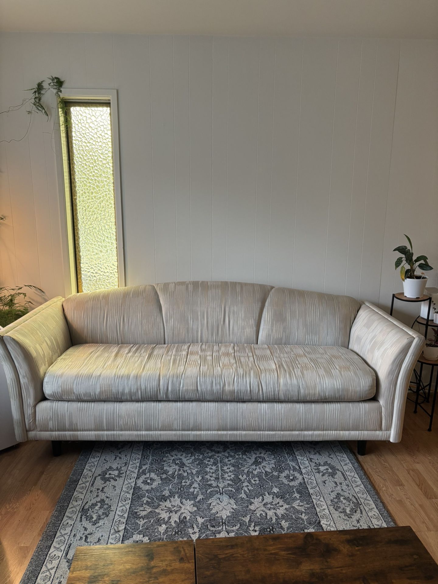 FREE Couch