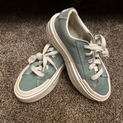Light Blue Canvas Low-Top Sneakers