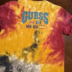Guess T-shirt