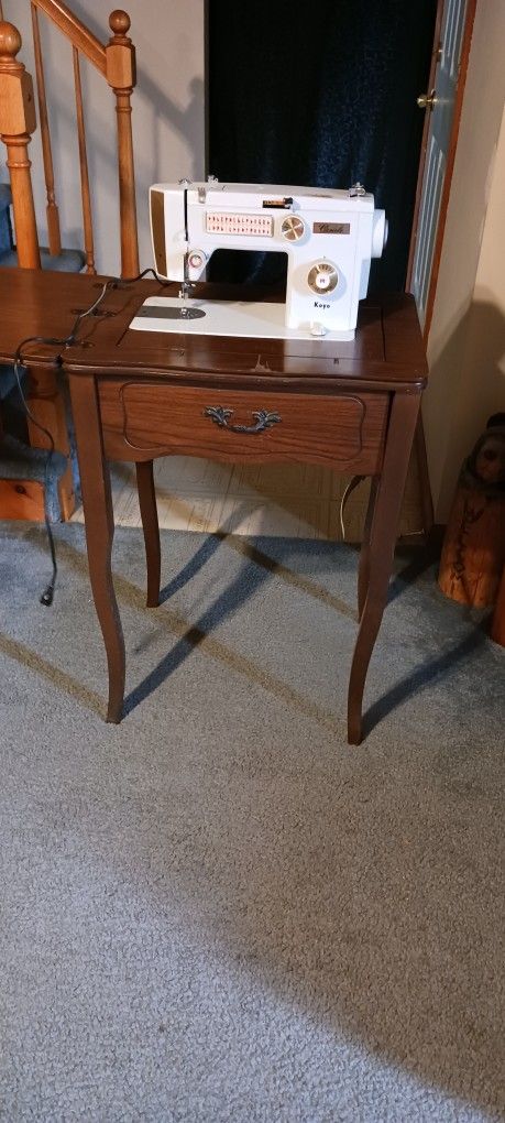 Koyo Sewing Machine