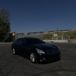 2013 Infiniti G37