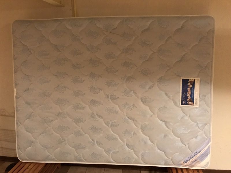 Queen mattress