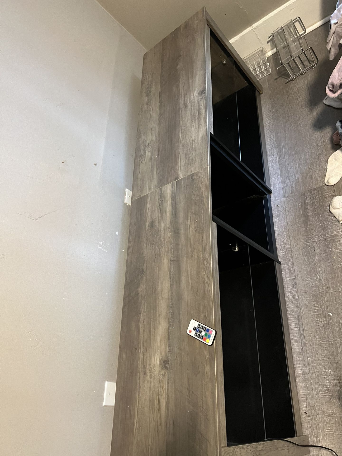 Tv stand