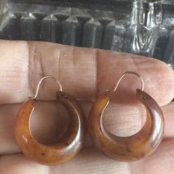 Catalin-"Sister to Bakelite" Mini Hoop Earrings Root Beer Marbled  Pierced Hoop 1940s. RARE