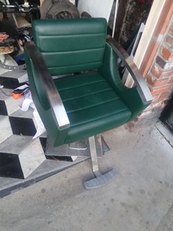 Barber chair