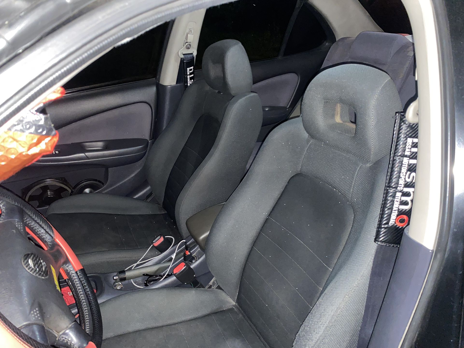 00-06 Nissan Sentra Spec V Front Seats