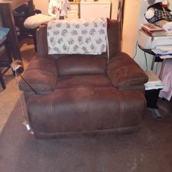 Over Sized Brown Recliner 