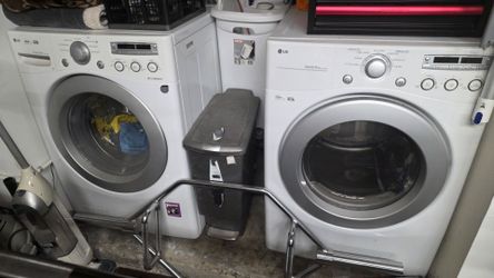 LG Washer and Dryer set