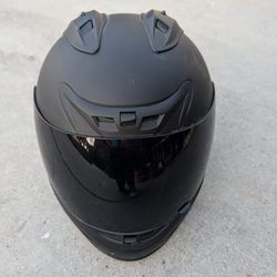 Motorcycle helmet