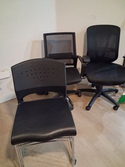 Set of 5 office chairs