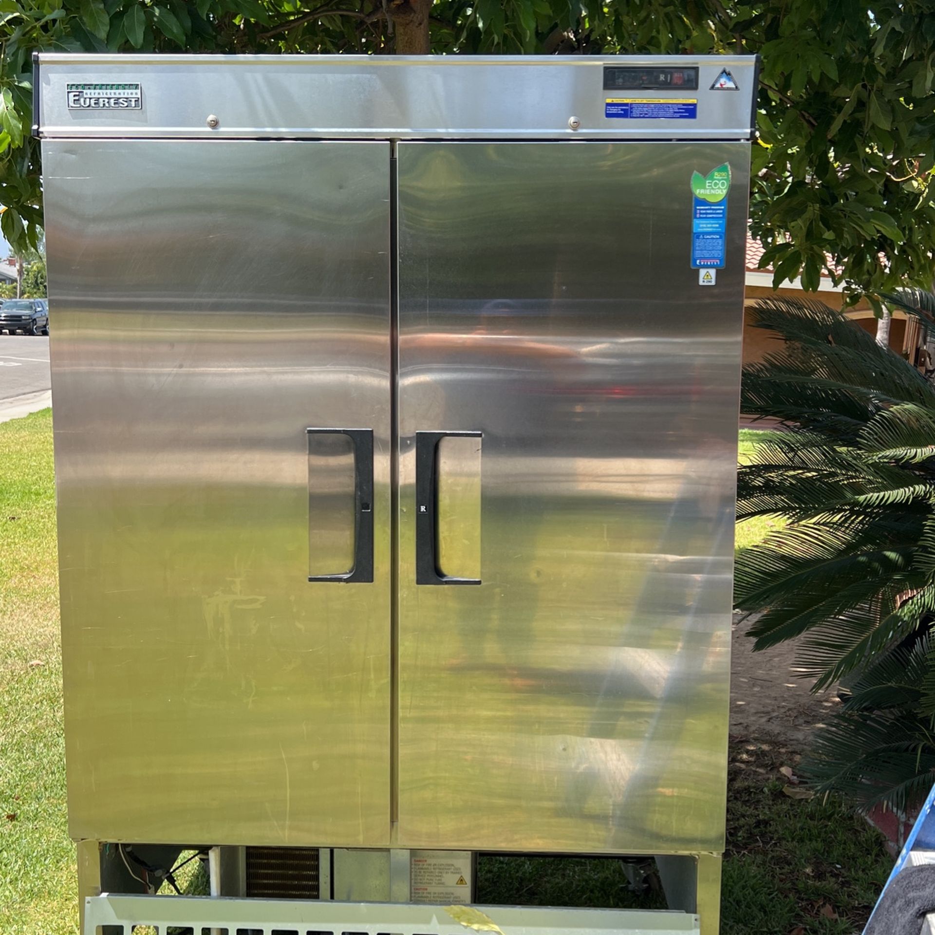 Commercial Refrigerator