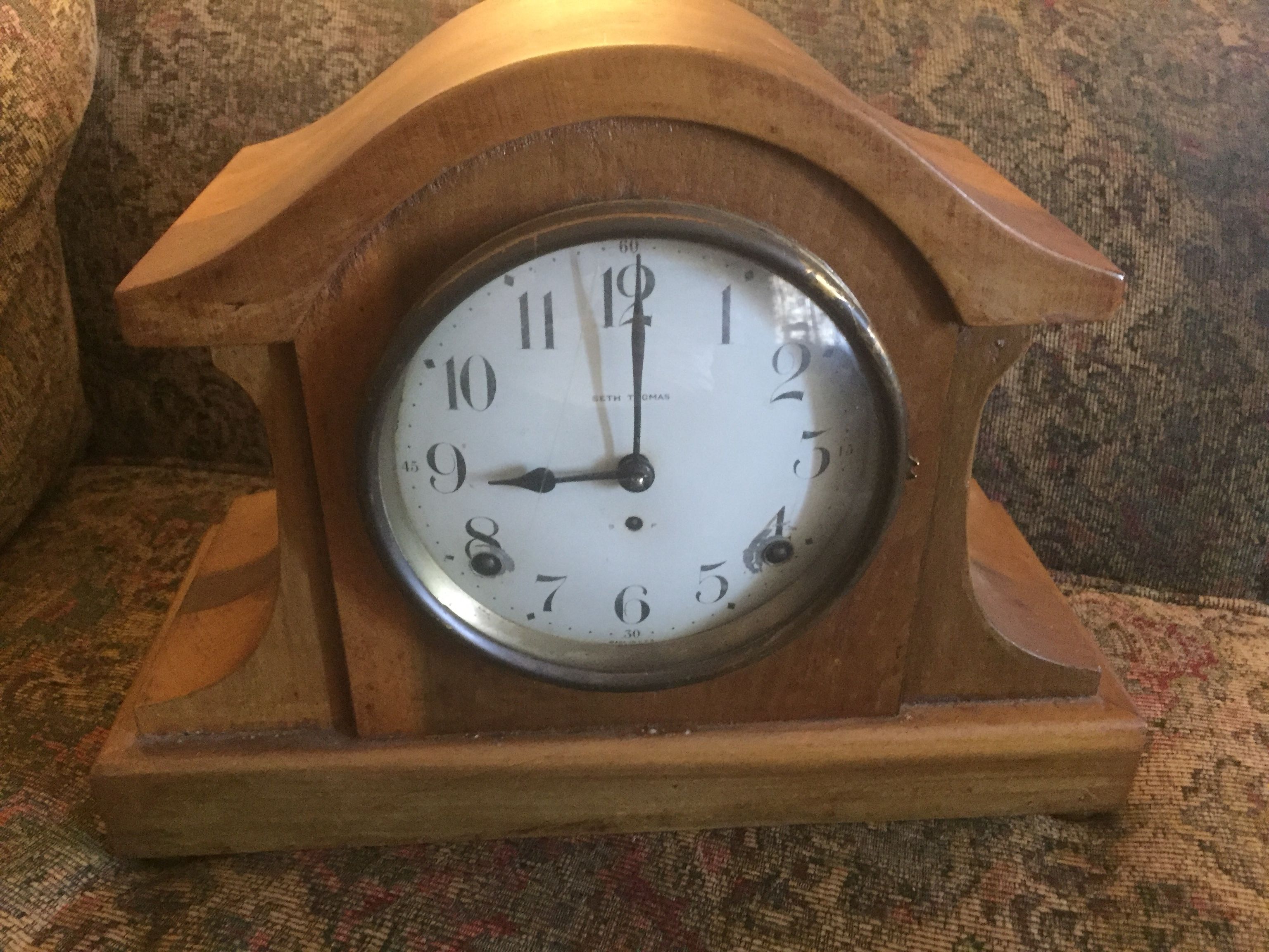 Seth Thomas Vintage Mantle Clock Works Has Key And Pendelum