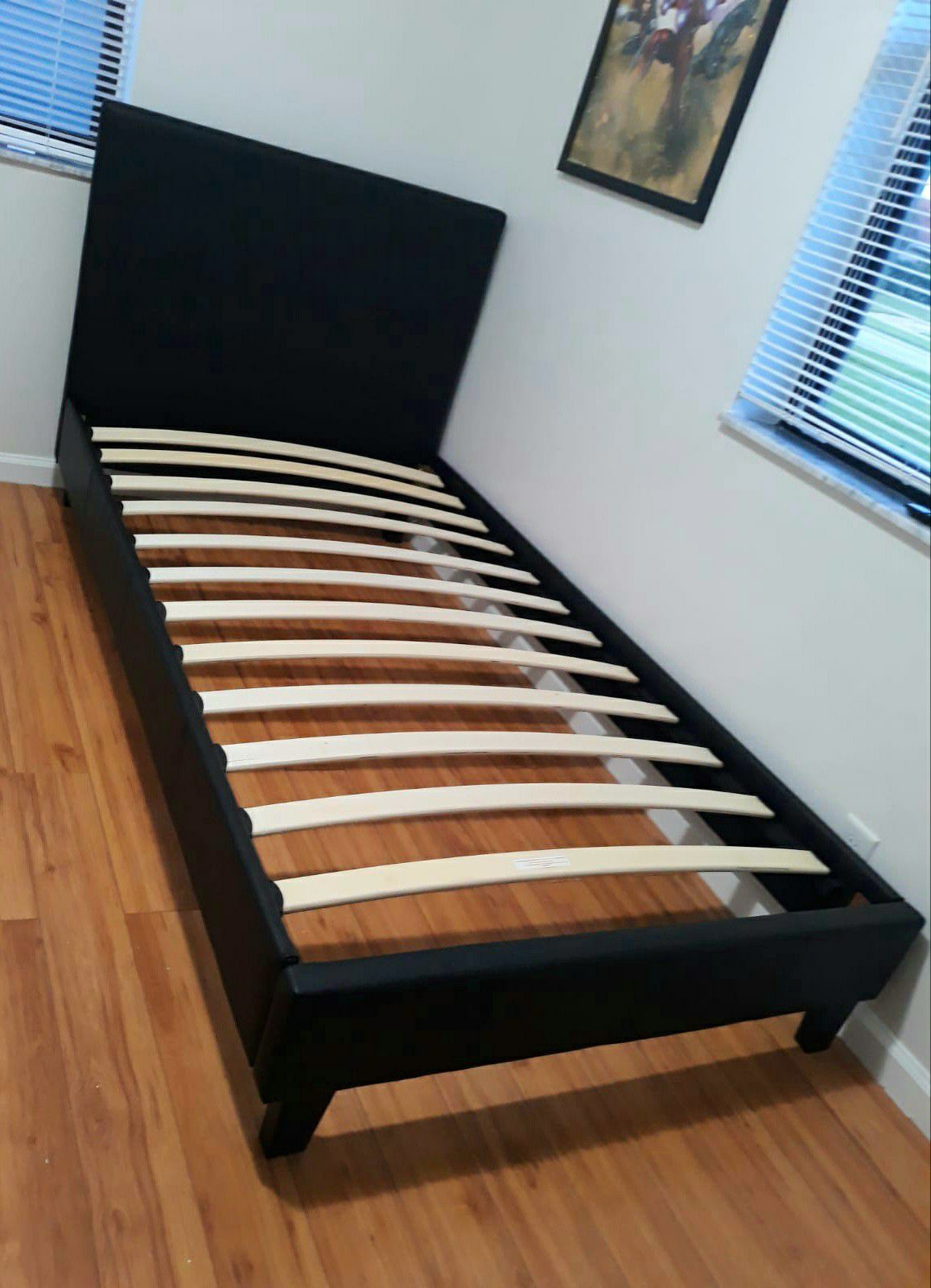 NEW IN BOX - TWIN UPHOLSTERED BED FRAME PLATFORM 😊 MATTRESS SOLD SEPARATELY