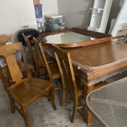 Pottery Barn Dining Table