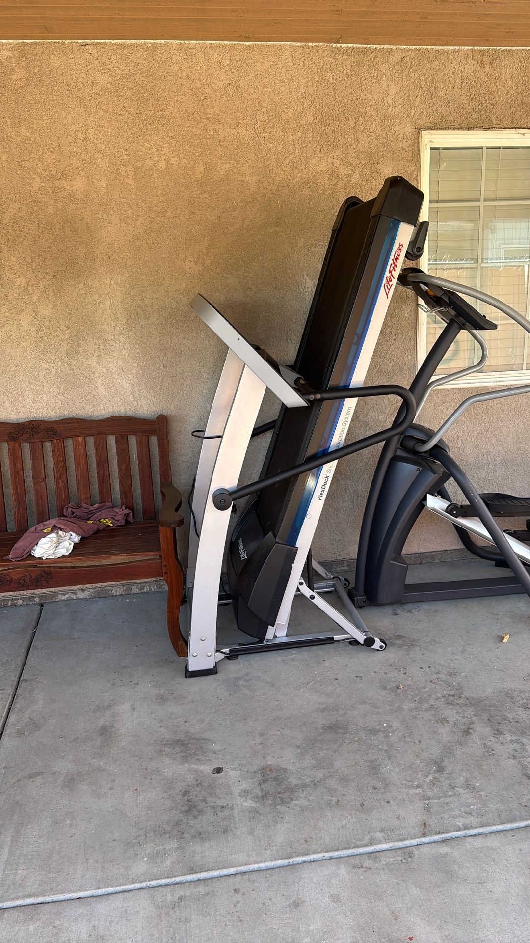 Life Fitness Treadmill