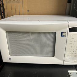 Microwave Oven General Electric