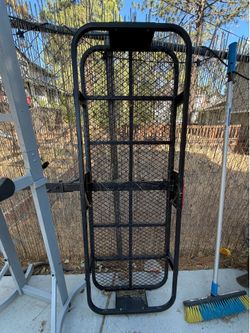 Trailer hitch rack will come with pin