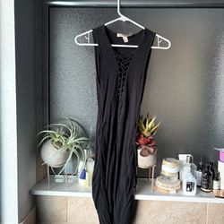Black Body on Dress With Roushed Sides 