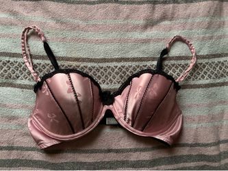 Victoria’s Secret push-up bra