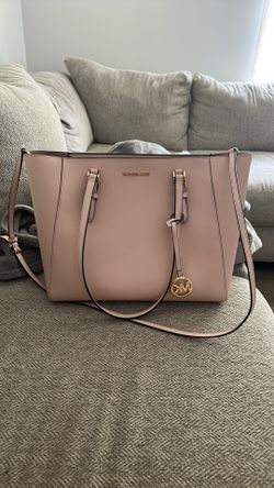 Baby pink Michael kors