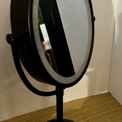 Nice Double Sided Makeup Mirror