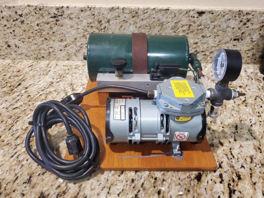 CUSTOM MADE AIR COMPRESSOR WITH TANK WORKS GREAT 1 ONLY