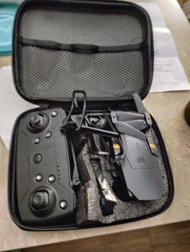 Droneu