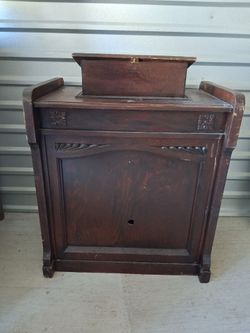Wooden Podium Lectern Pulpit Stand Cabinet