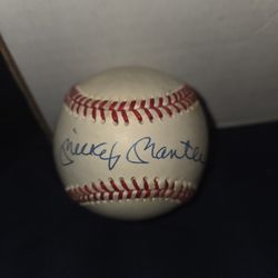 Mickey Mantle Signed Baseball UDA W/ Original Box, Card, and Bag