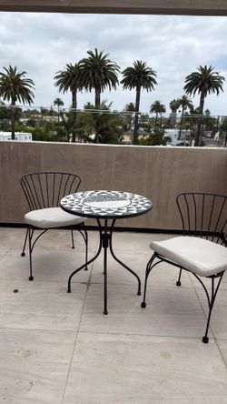World market patio set | bistro set | Outdoor Dining table