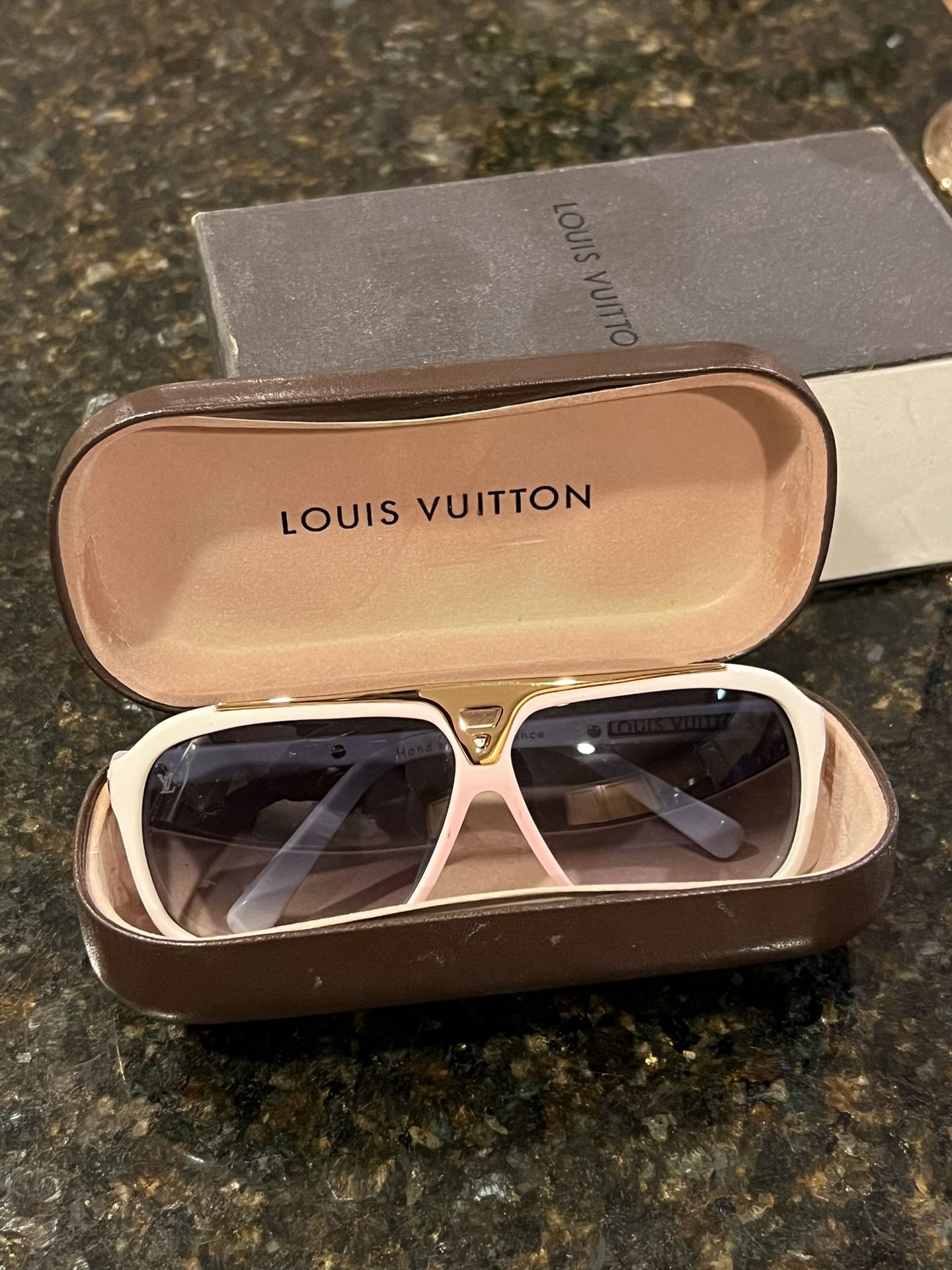 Louis Vuitton Million Sunglasses (WHITE)