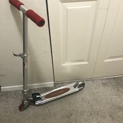 Scooter Razor  as new $20