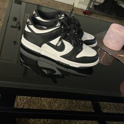 Nike Dunk “Pandas” - 6.5Y