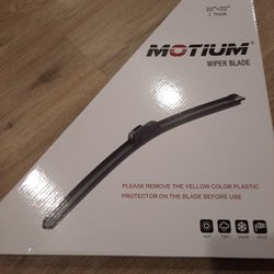 22" + 22" Wiper Blades J Hook MOTIUM - $22 Value