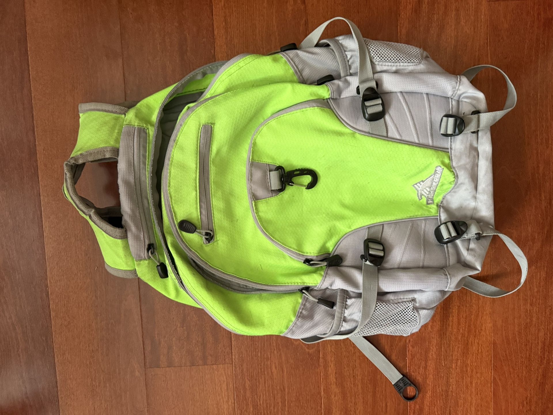 High Sierra Loop Backpack Neon Green