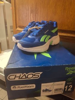 NEW Reebok kid  size (12)  sneakers$25