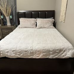 Bed Frame And Mattres