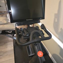 NordicTrack Commercial S22i Studio Bike