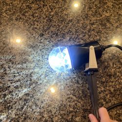 🪩 Rotating LED Party Light – Bright & Colorful 🎉 📍 Pickup Location: s. Durango & 215 near IKEA  Features: 	•	Bright rotating LED crystal light 	•	P