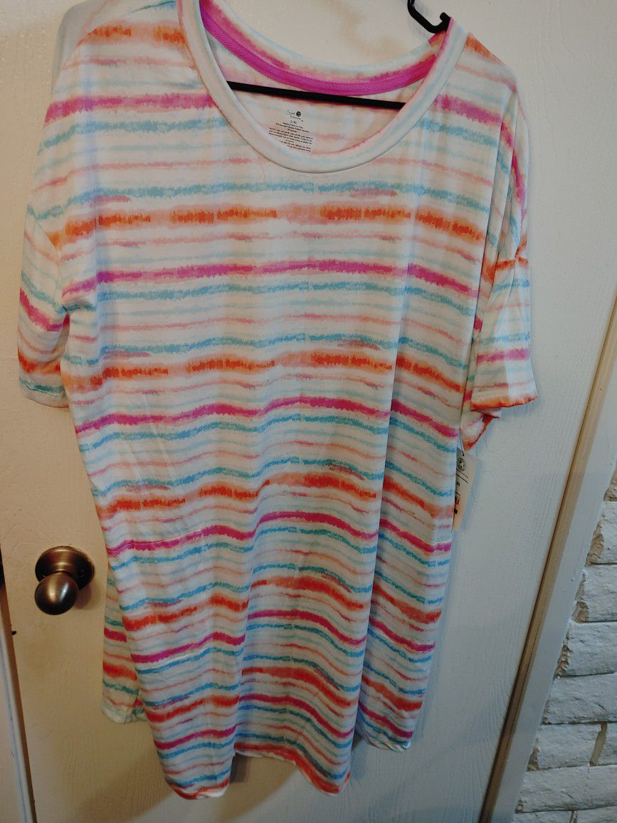 NEW- L/XL sleepshirt/nightgown