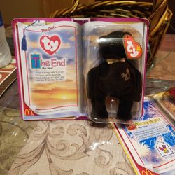 McDonalds Beanie Babies International Bears II Ronald McDonald House