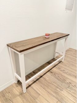Entryway table