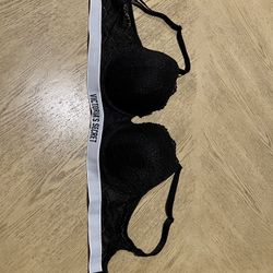 New Black Victoria Secret Lace Bra Size 34D