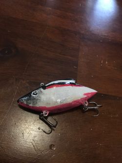 Handmade wooden fishing lure