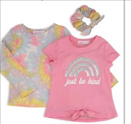 Young Hearts Girls' T-Shirt