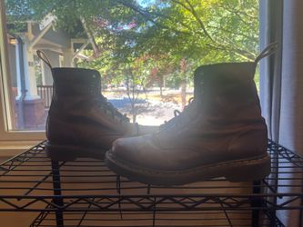 Used Brown Doc Marten’s - US 8