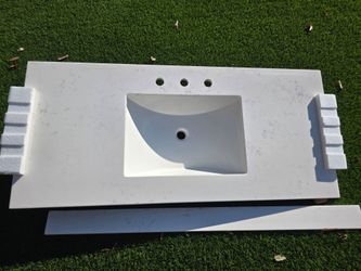 Vanity Top